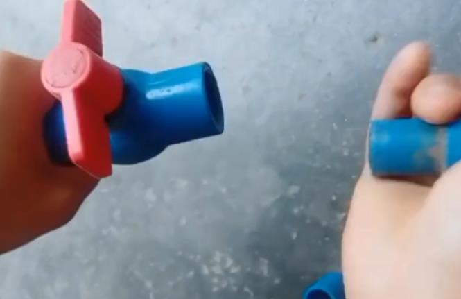 pvc水管閥門(mén)更換過(guò)程圖，這2個(gè)小方法任你選！