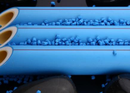 熱熔藍(lán)色管可以接熱水嗎？別嚇我！請分清后再操作