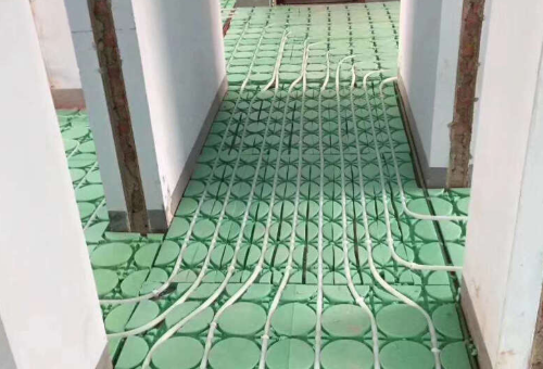 暖氣只關(guān)回水閥會爆炸嗎？使用地暖要注意哪些情況？